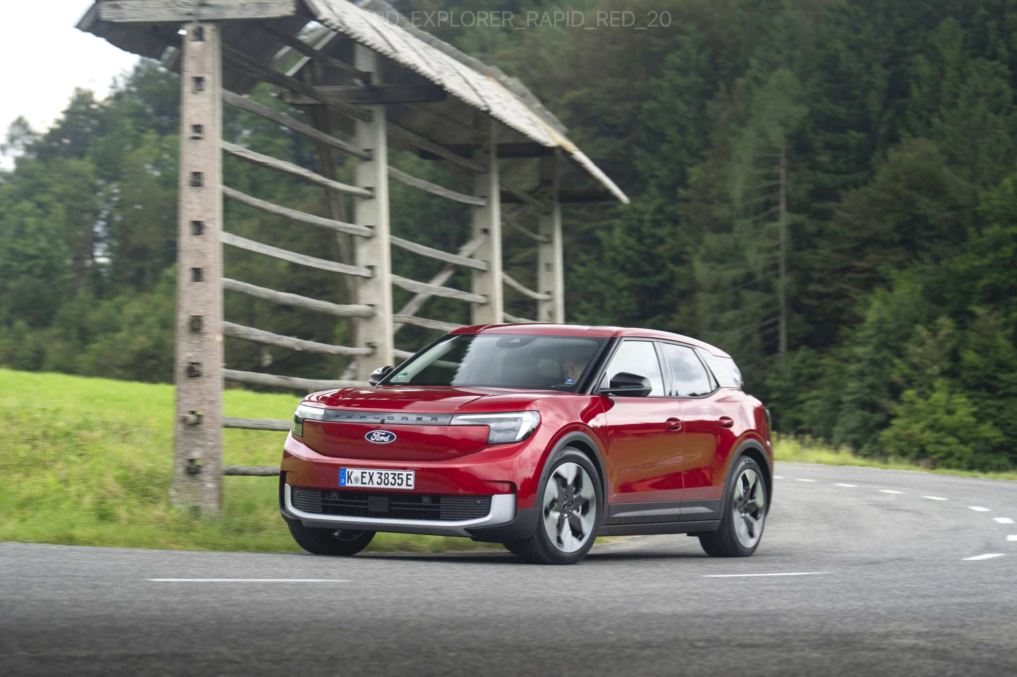 FORD EXPLORER RAPID RED 2024 (3)